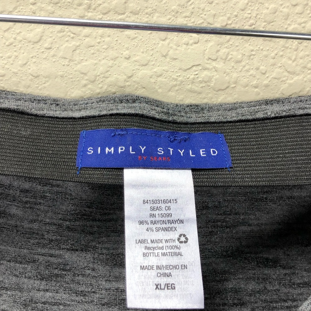 Simple Styled Black & Gray Stretch Pencil Skirt - Picture 4 of 4